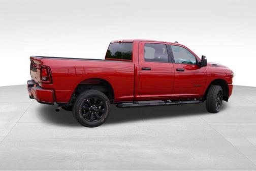 Molten Red Pearlcoat 2026 RAM 2500 Big Horn