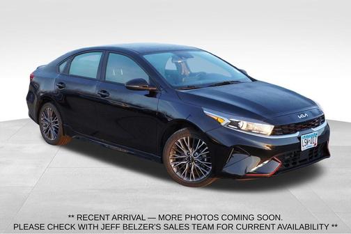 Aurora Black Pearl 2024 Kia Forte GT-Line