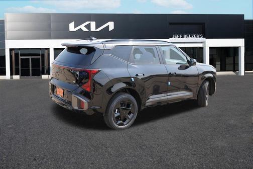 Aurora Black Pearl 2027 Kia Seltos X-Line