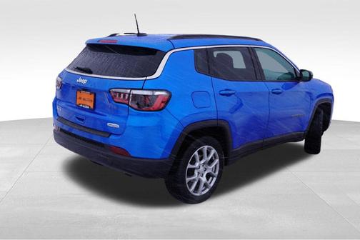 2023 Jeep Compass Latitude Lux