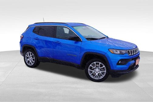 2023 Jeep Compass Latitude Lux
