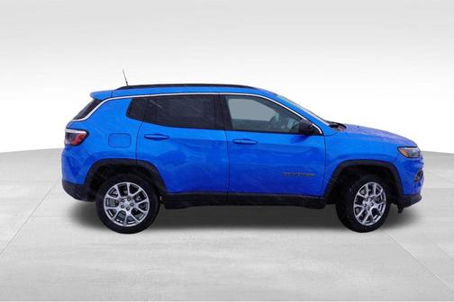 2023 Jeep Compass Latitude Lux