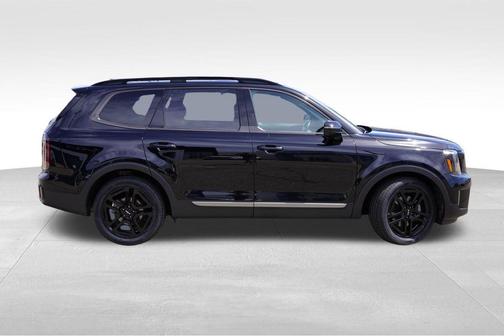 Ebony Black 2023 Kia Telluride SX-Prestige X-Line