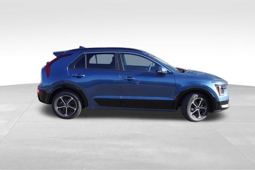 2024 Kia Niro SX Touring