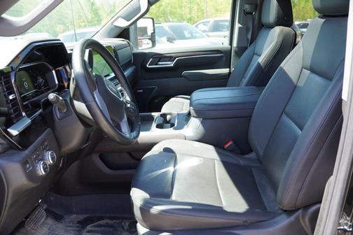 Onyx Black 2025 GMC Sierra 3500 SLT