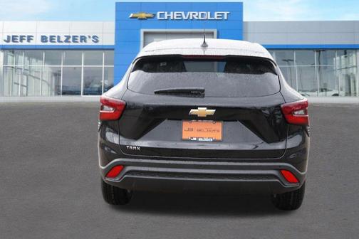 Mosaic Black Metallic 2026 Chevrolet Trax LS