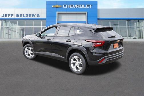 Mosaic Black Metallic 2026 Chevrolet Trax LS