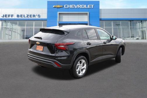 Mosaic Black Metallic 2026 Chevrolet Trax LS