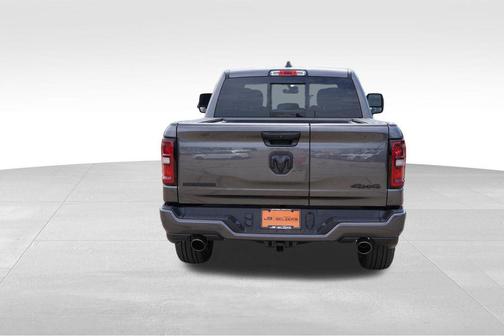 Granite Crystal Clearcoat Metallic 2026 RAM 1500 Big Horn
