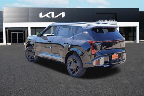 Aurora Black 2027 Kia Seltos X-Line