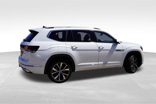 Opal White Pearl Effect 2025 Volkswagen Atlas 2.0T SEL Premium R-Line