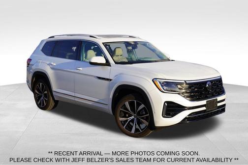 Opal White Pearl Effect 2025 Volkswagen Atlas 2.0T SEL Premium R-Line