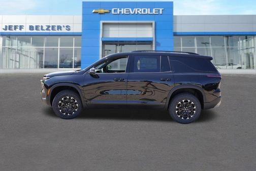 Mosaic Black Metallic 2027 Chevrolet Traverse Z71