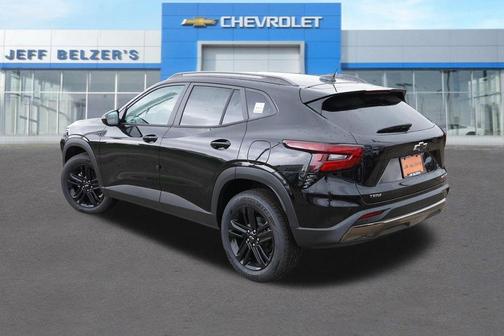 Mosaic Black Metallic 2026 Chevrolet Trax ACTIV