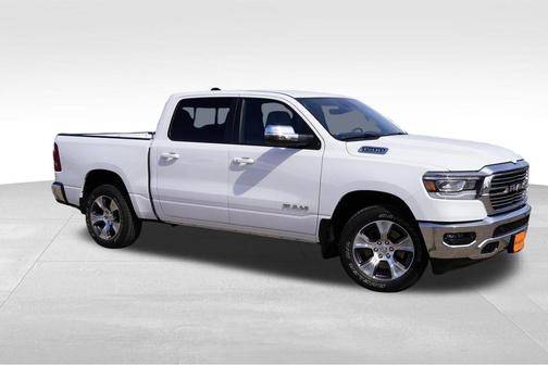Bright White Clearcoat 2023 RAM 1500 Laramie