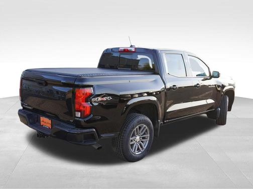 Black 2023 Chevrolet Colorado LT