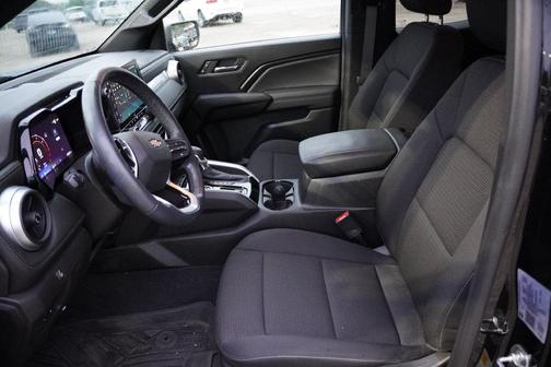 Black 2024 Chevrolet Colorado LT
