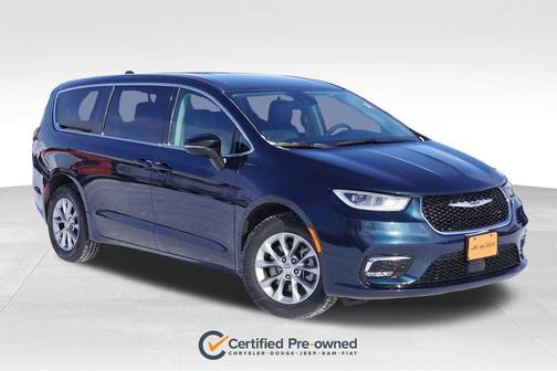 2024 Chrysler Pacifica Touring-L
