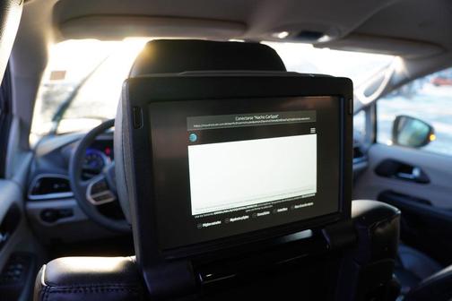 2024 Chrysler Pacifica Touring-L