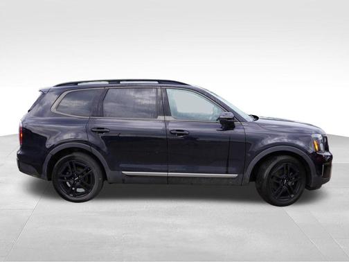 Ebony Black 2023 Kia Telluride EX X-Line