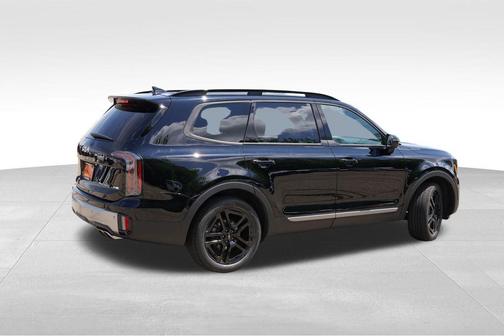 Ebony Black 2023 Kia Telluride EX X-Line