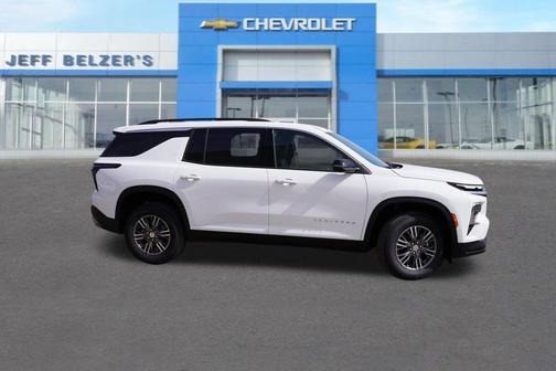 Summit White 2026 Chevrolet Traverse LT