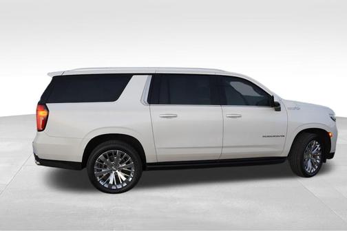 2021 Chevrolet Suburban High Country