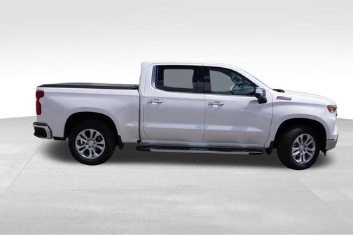 Iridescent Pearl Tricoat 2024 Chevrolet Silverado 1500 LTZ