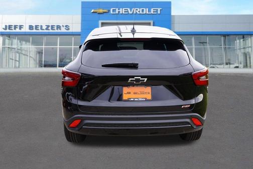 Mosaic Black Metallic 2026 Chevrolet Trax 1RS