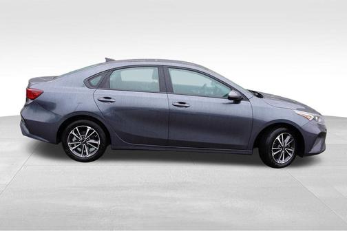 Gravity Gray 2024 Kia Forte LXS