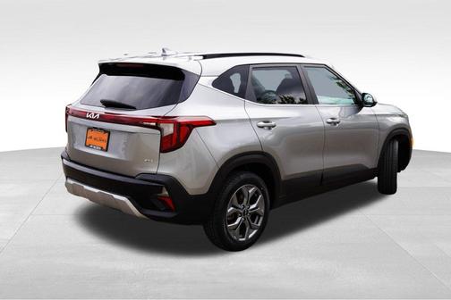 Steel Gray 2024 Kia Seltos S