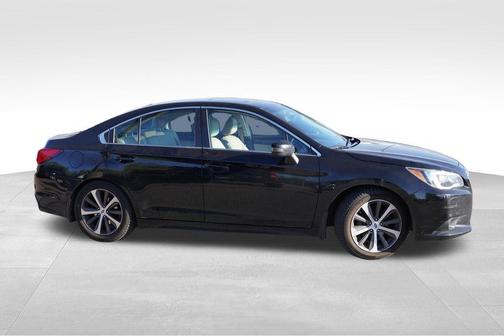 Crystal Black Silica 2017 Subaru Legacy 2.5i Limited