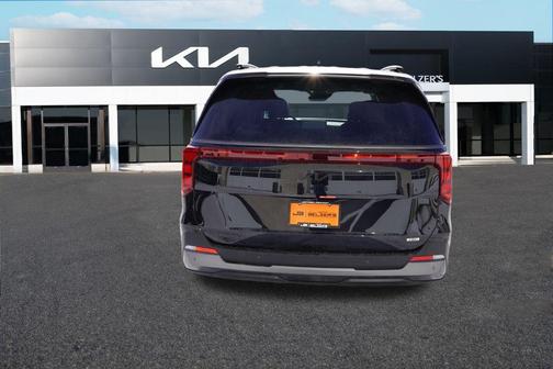 Aurora Black Pearl 2026 Kia Carnival Hybrid SX