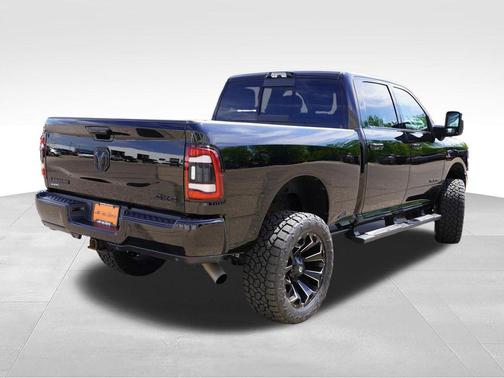 Diamond Black 2024 RAM 3500 Laramie