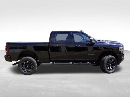 Diamond Black 2024 RAM 3500 Laramie