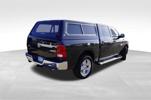 Brilliant Black Crystal Pearlcoat 2016 RAM 1500 Big Horn