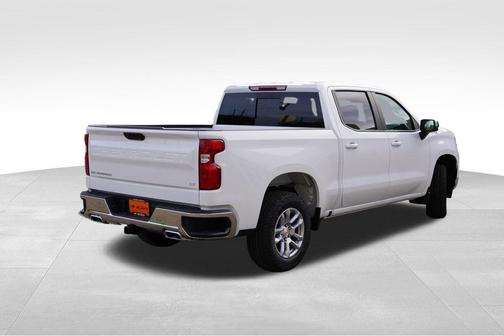 Summit White 2026 Chevrolet Silverado 1500 LT