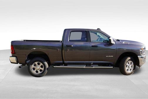 Granite Crystal Clearcoat Metallic 2026 RAM 2500 Big Horn