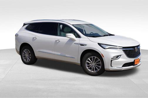 White Frost Tri-Coat 2024 Buick Enclave Essence
