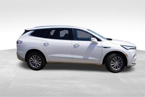 White Frost 2024 Buick Enclave Essence