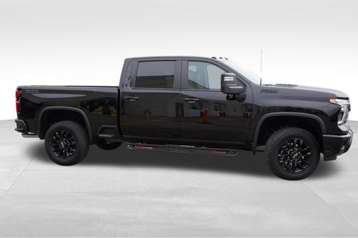 2025 Chevrolet Silverado 3500 LT