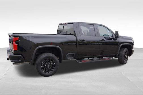 2025 Chevrolet Silverado 3500 LT