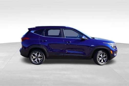 2022 Kia Seltos EX