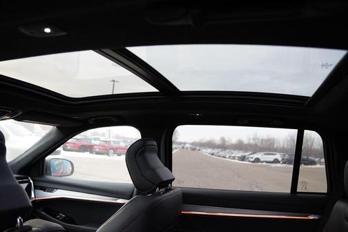 2025 Jeep Wagoneer S Launch Edition