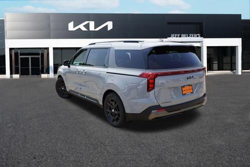 2025 Kia Carnival SX