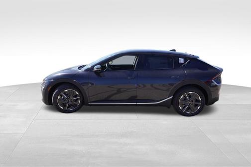 2025 Kia EV6 Light Long Range