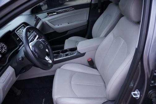 2018 Hyundai SONATA Limited