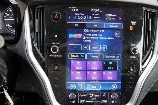 Crystal Black Silica 2022 Subaru Outback Premium