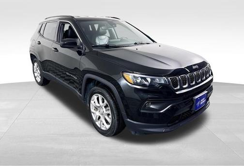 2023 Jeep Compass Latitude Lux