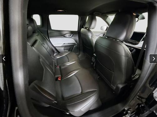 2023 Jeep Compass Latitude Lux